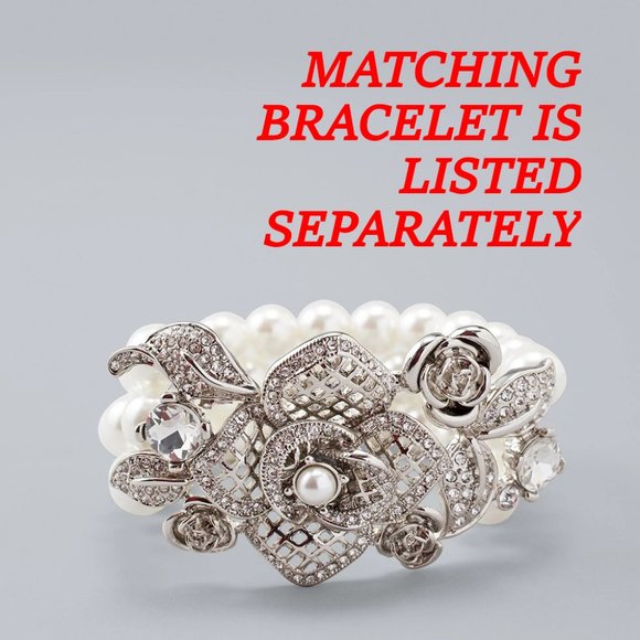 WHBM Faux Pearl Crystal 🌸 3D Rose 🌸 Stud Earrings - Picture 2 of 4